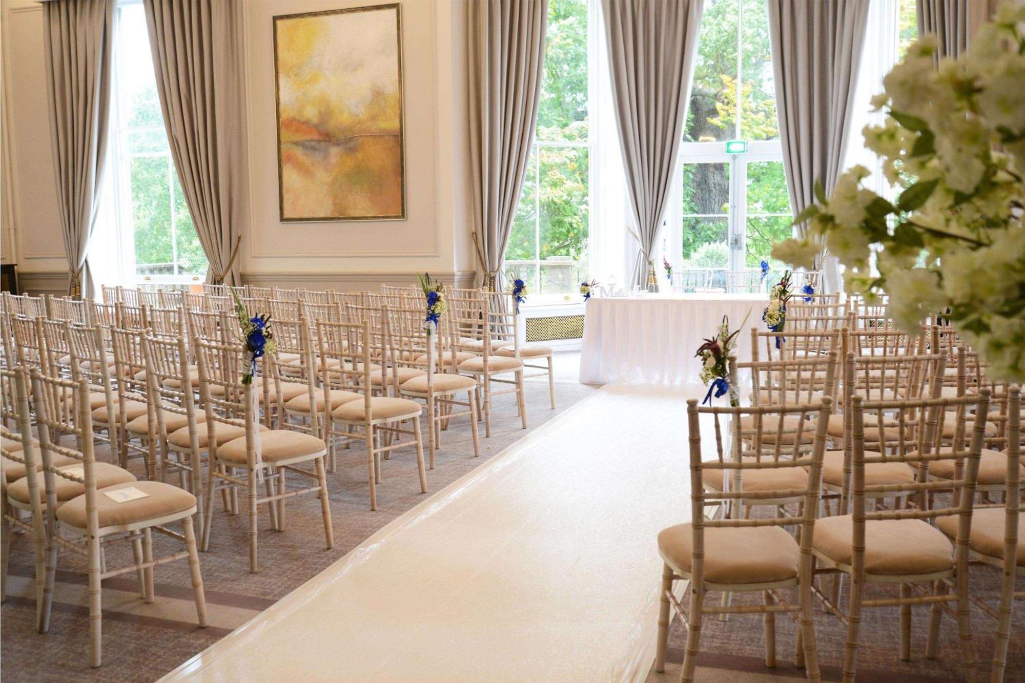 Oatlands Park Hotel Weybridge Exterior foto